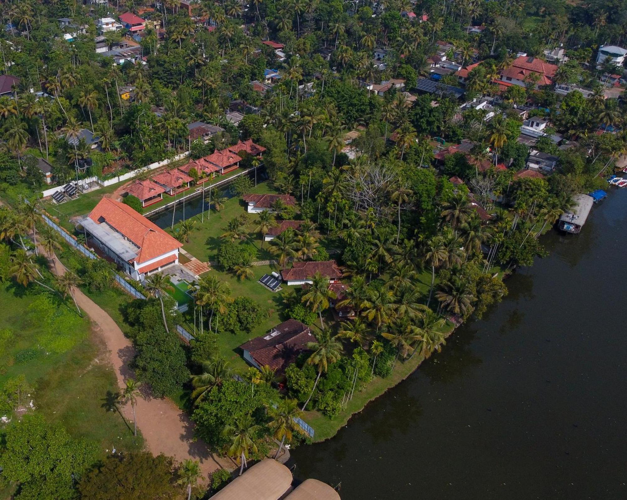 Palmgrove Lake Resort Alappuzha Dış mekan fotoğraf