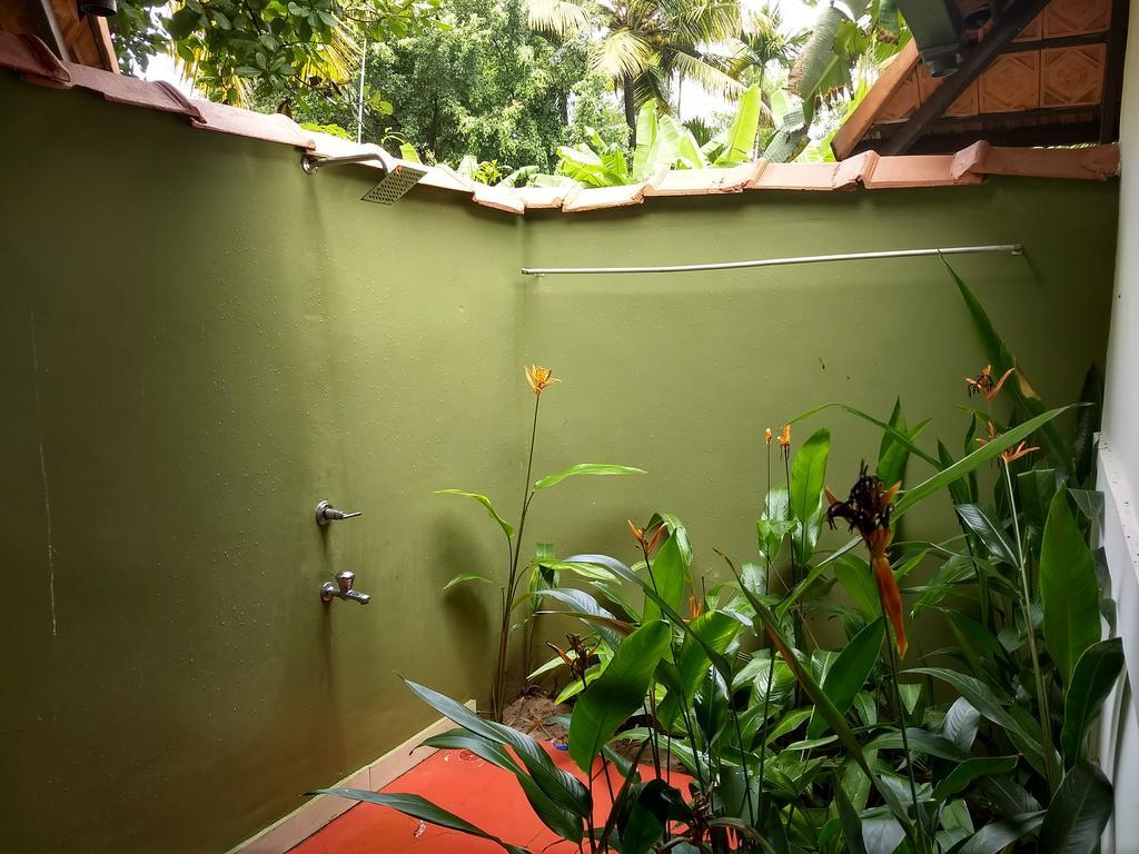 Palmgrove Lake Resort Alappuzha Dış mekan fotoğraf