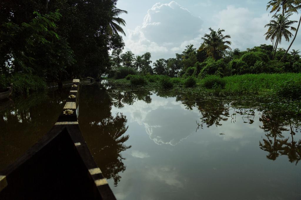 Palmgrove Lake Resort Alappuzha Dış mekan fotoğraf